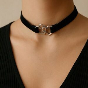 Elegant Black and Silver Heart Choker Necklace
